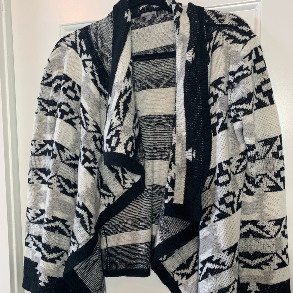 Aztec print grayscale waterfall cardigan